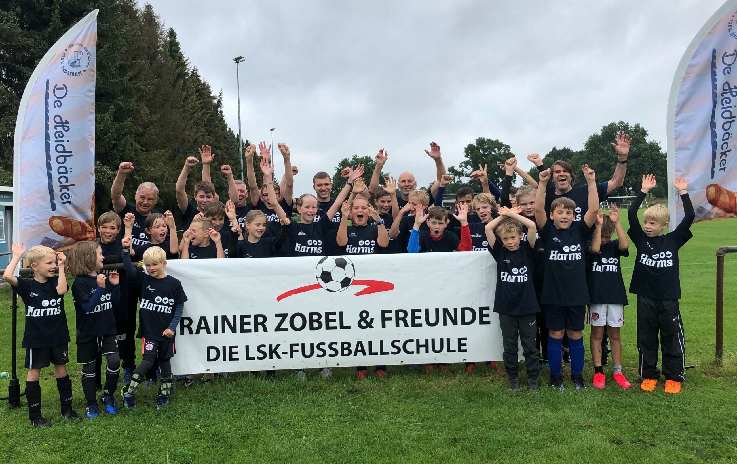 Read more about the article LSK-Fußballschule läuft in den Sommerferien auf Hochtouren!