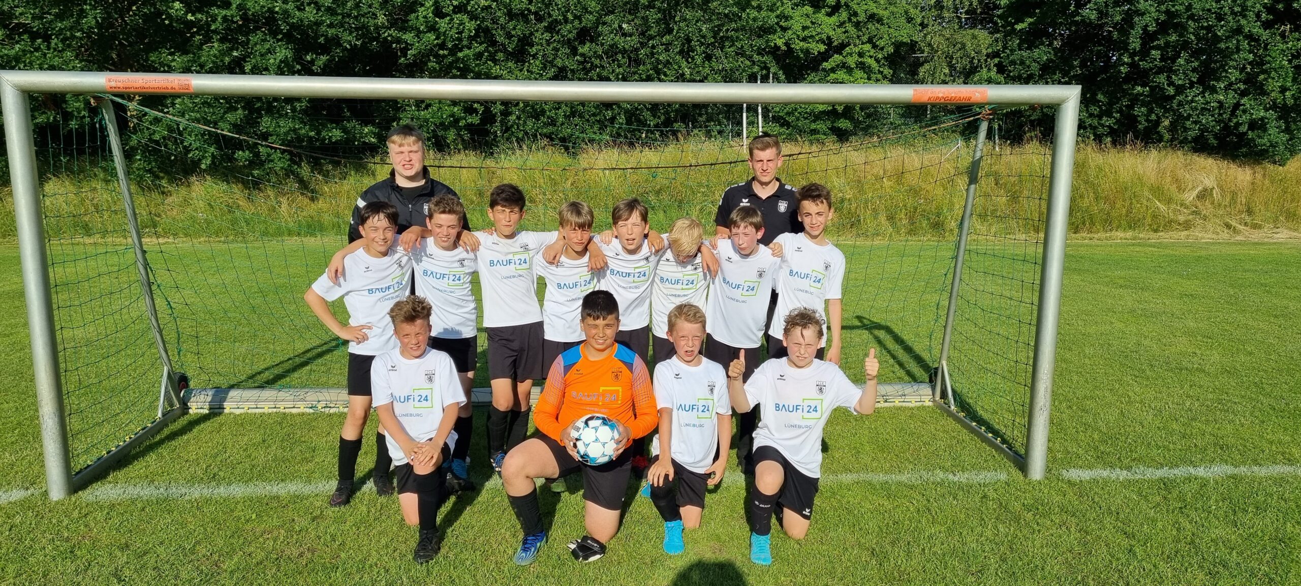 Read more about the article Unsere U12 wird Staffelmeister!