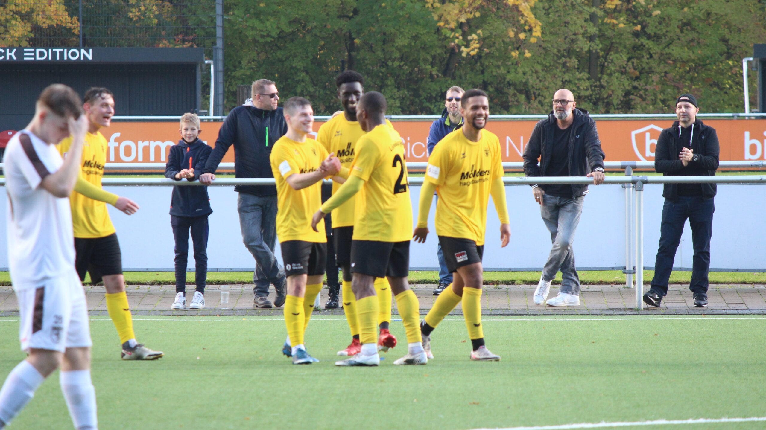 Read more about the article Mit Videos: 4:4 Unentschieden auswärts gegen FT Braunschweig
