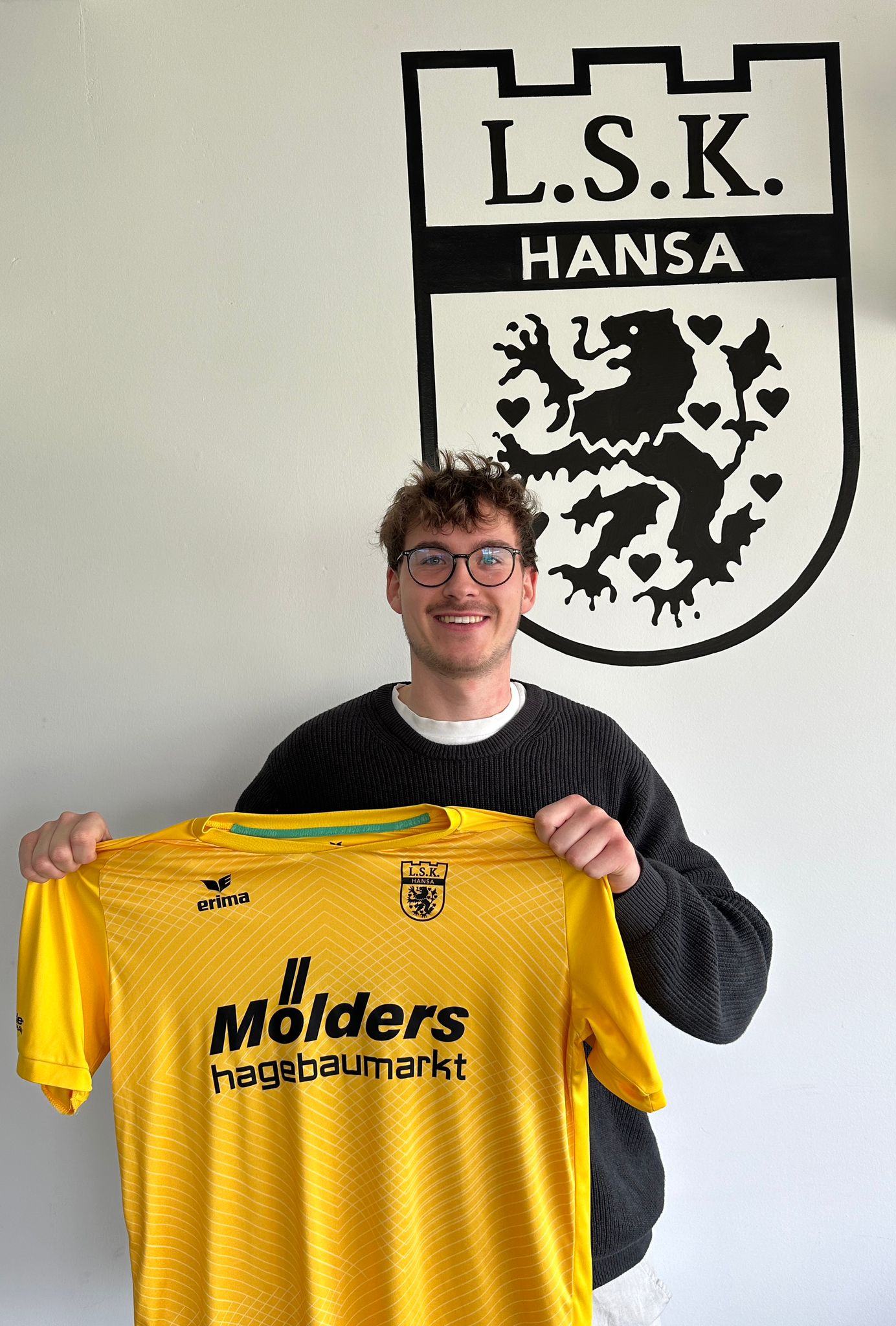 Read more about the article Steffen Tiegs – Stammtorhüter vom Ahrensburger TSV (Landesliga Hansa) – wechselt zu unserem LSK!