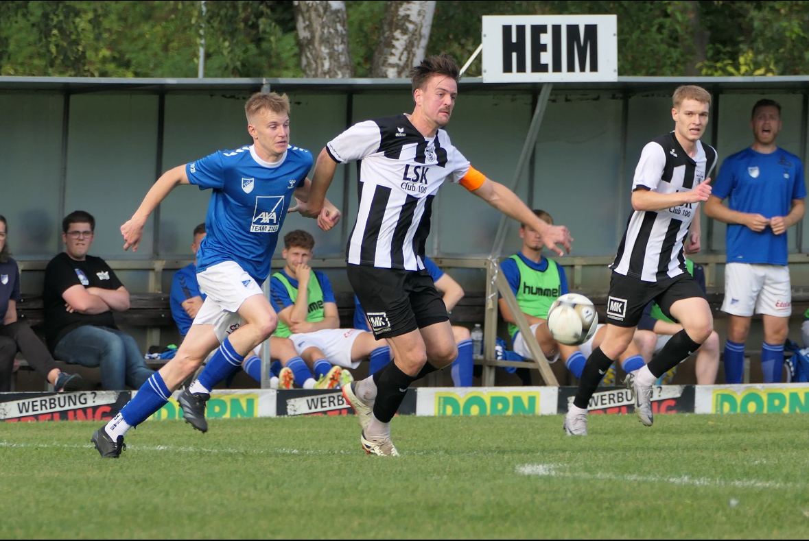 Read more about the article LSK bleibt an der Spitze – 2:0 (1:0) gegen Etelsen!